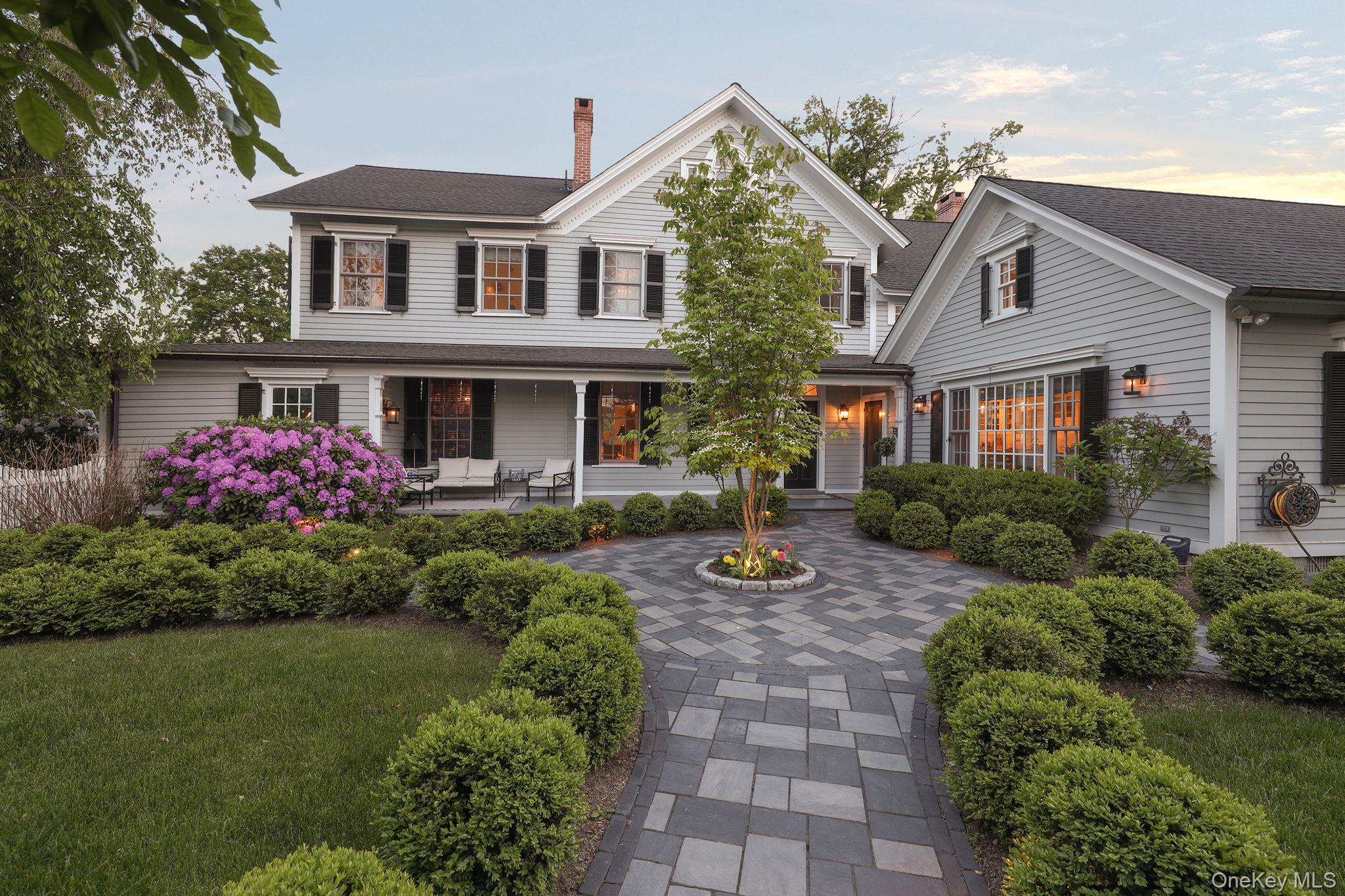 Warwick, New York, 10990, United States, 5 Bedrooms Bedrooms, ,5 BathroomsBathrooms,Residential,For Sale,2002673