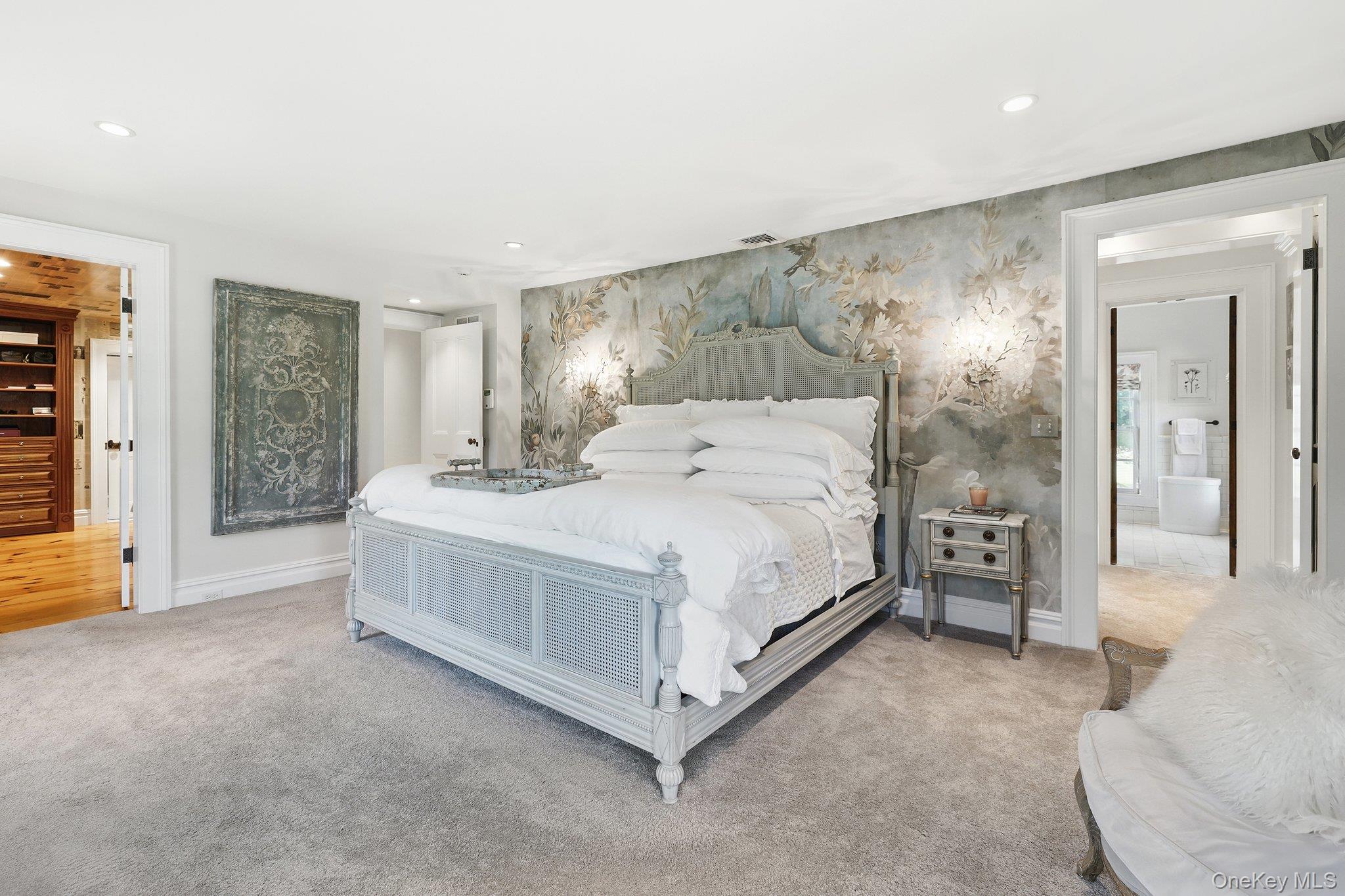 Warwick, New York, 10990, United States, 5 Bedrooms Bedrooms, ,5 BathroomsBathrooms,Residential,For Sale,2002673