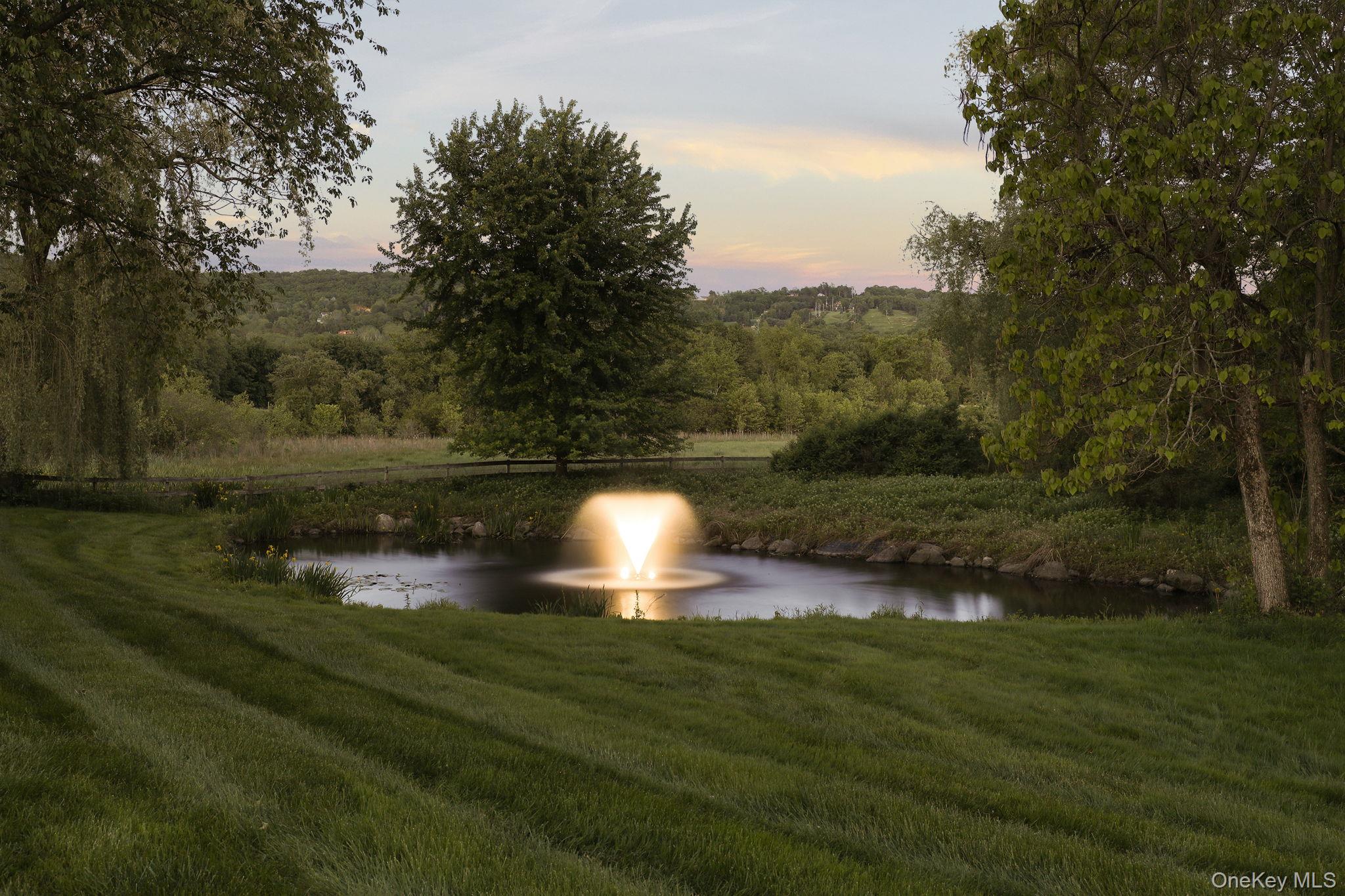 Warwick, New York, 10990, United States, 5 Bedrooms Bedrooms, ,5 BathroomsBathrooms,Residential,For Sale,2002673