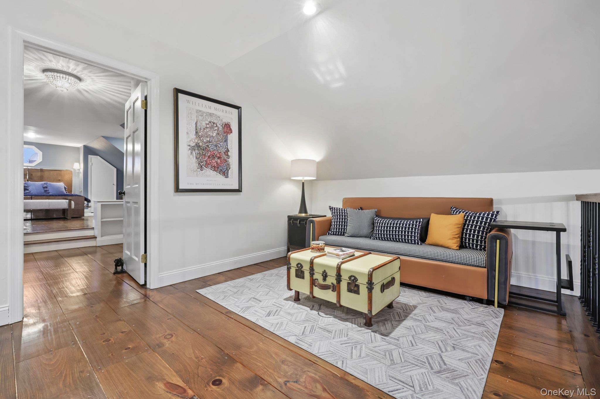 Warwick, New York, 10990, United States, 5 Bedrooms Bedrooms, ,5 BathroomsBathrooms,Residential,For Sale,2002673