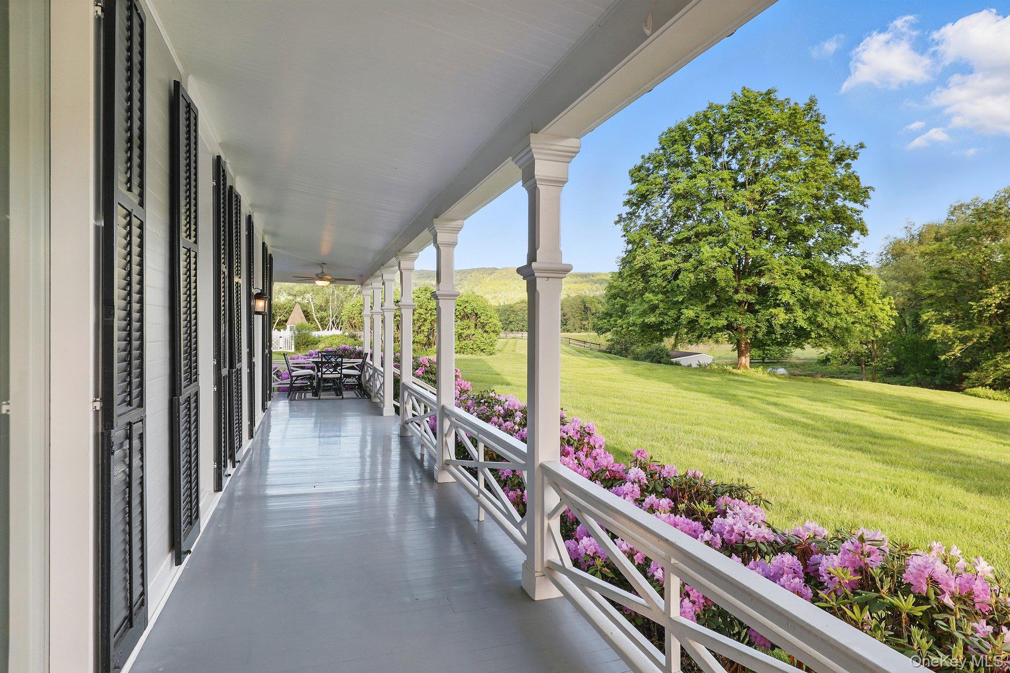 Warwick, New York, 10990, United States, 5 Bedrooms Bedrooms, ,5 BathroomsBathrooms,Residential,For Sale,2002673