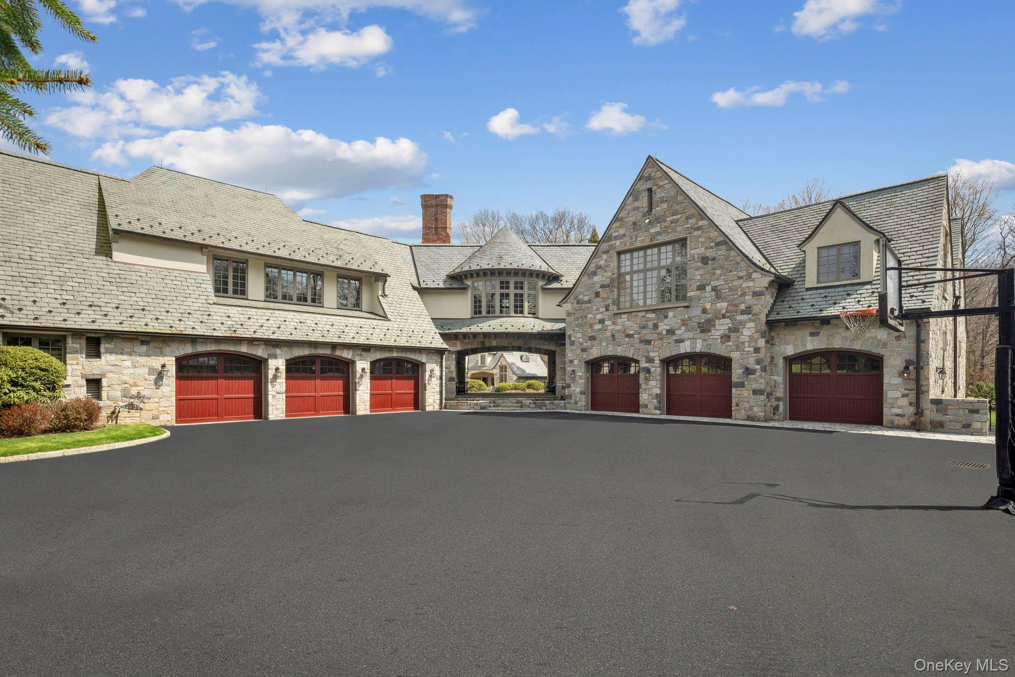 Bedford Corners, New York, 10549, United States, 6 Bedrooms Bedrooms, ,9.5 BathroomsBathrooms,Residential,For Sale,1778639