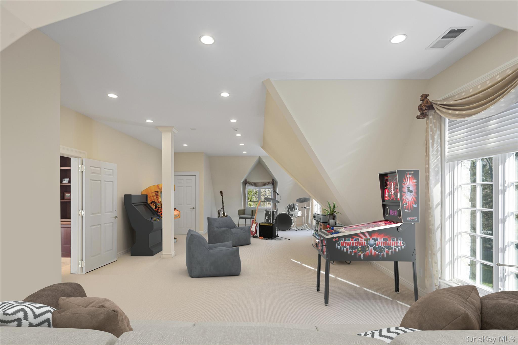 Bedford Corners, New York, 10549, United States, 6 Bedrooms Bedrooms, ,9.5 BathroomsBathrooms,Residential,For Sale,1778639