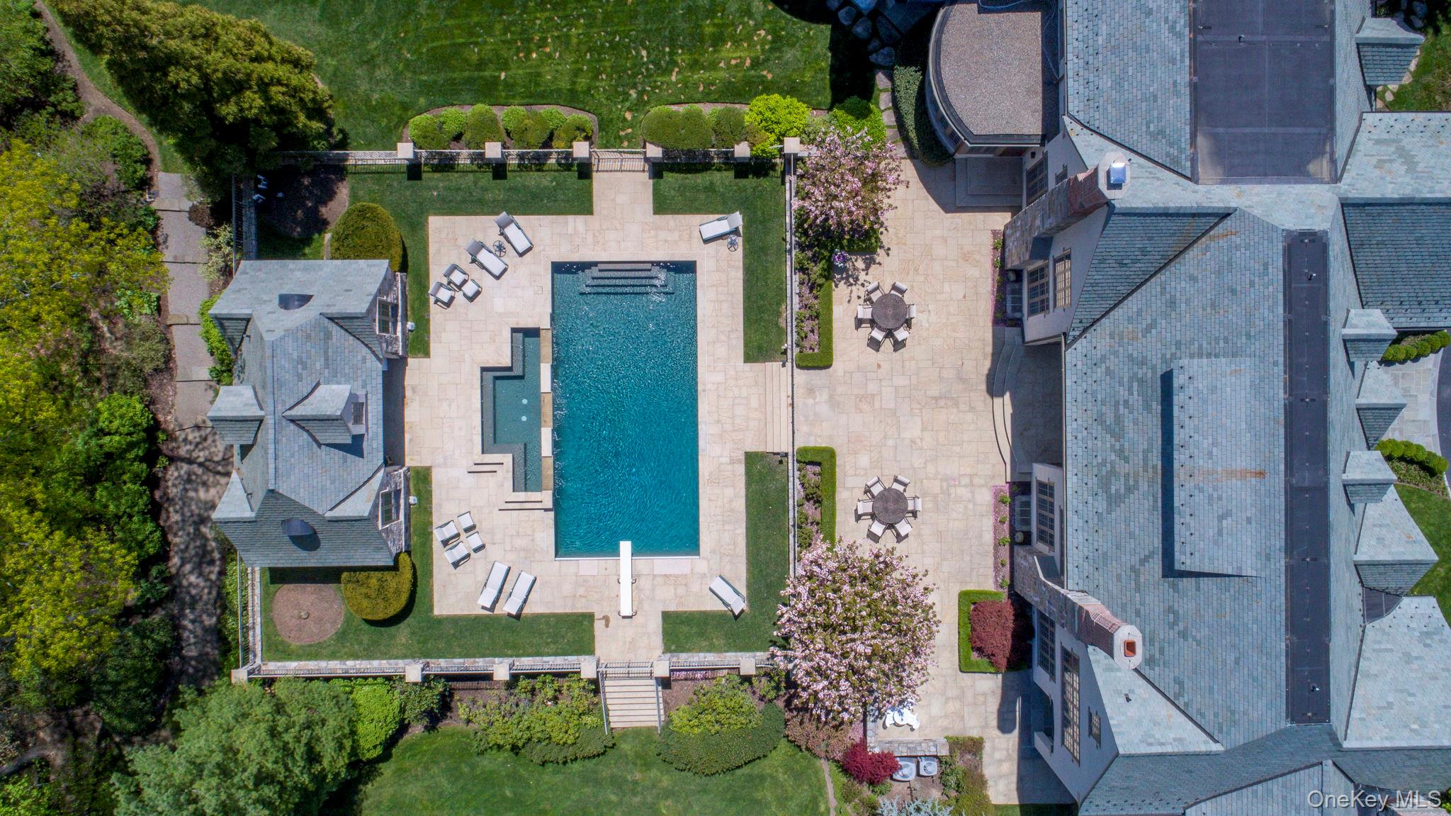 Bedford Corners, New York, 10549, United States, 6 Bedrooms Bedrooms, ,9.5 BathroomsBathrooms,Residential,For Sale,1778639