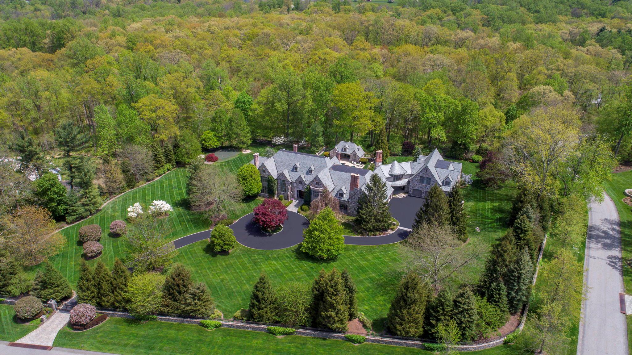 Bedford Corners, New York, 10549, United States, 6 Bedrooms Bedrooms, ,9.5 BathroomsBathrooms,Residential,For Sale,1778639