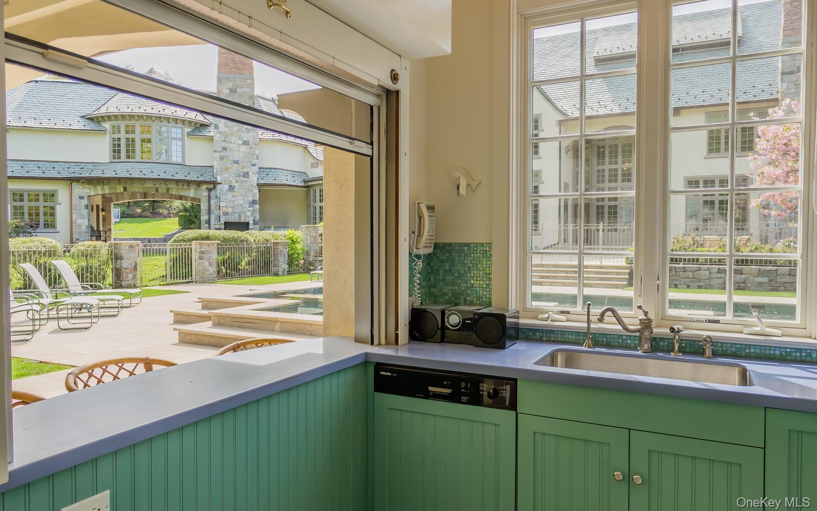 Bedford Corners, New York, 10549, United States, 6 Bedrooms Bedrooms, ,9.5 BathroomsBathrooms,Residential,For Sale,1778639