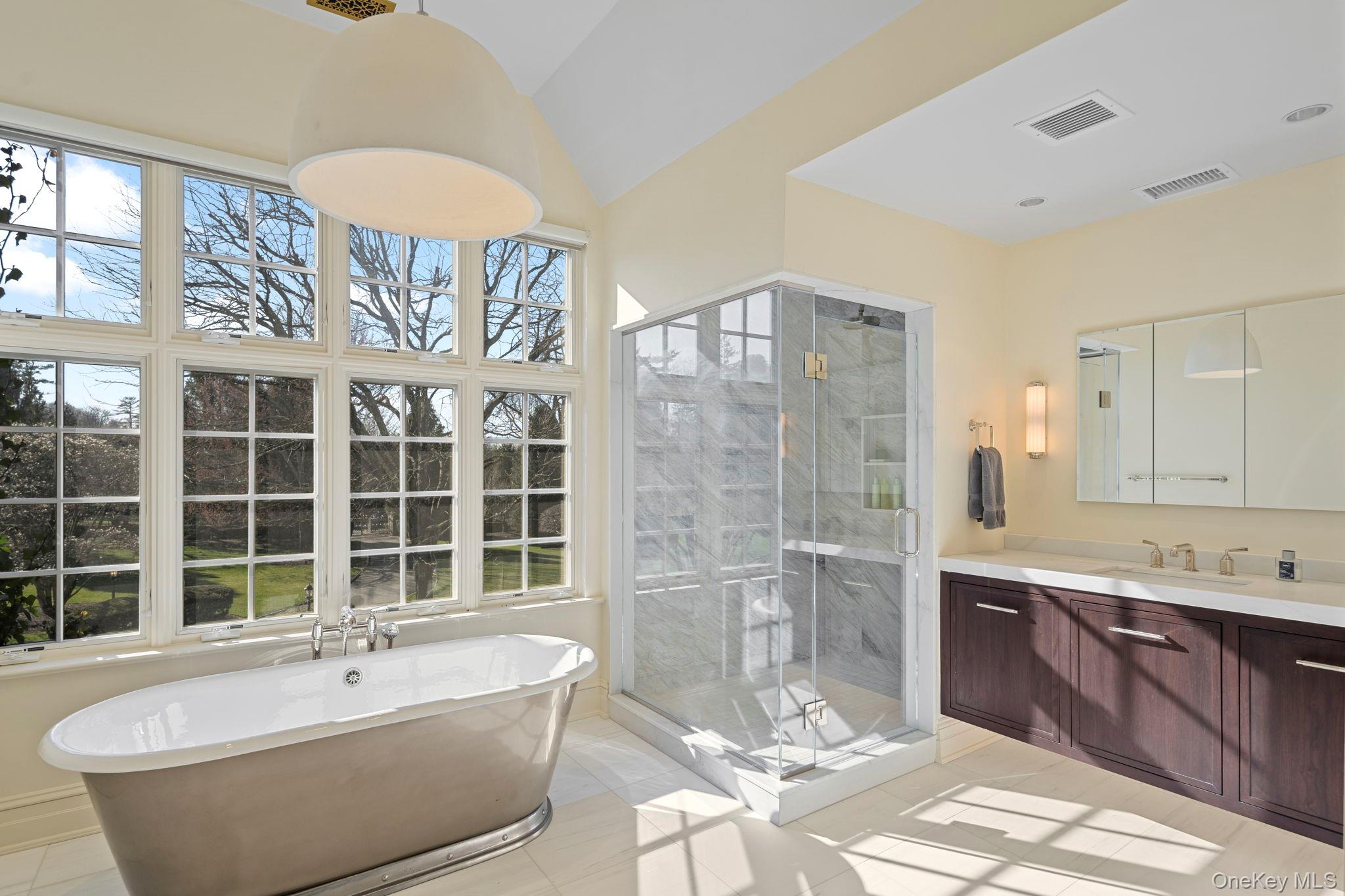 Bedford Corners, New York, 10549, United States, 6 Bedrooms Bedrooms, ,9.5 BathroomsBathrooms,Residential,For Sale,1778639