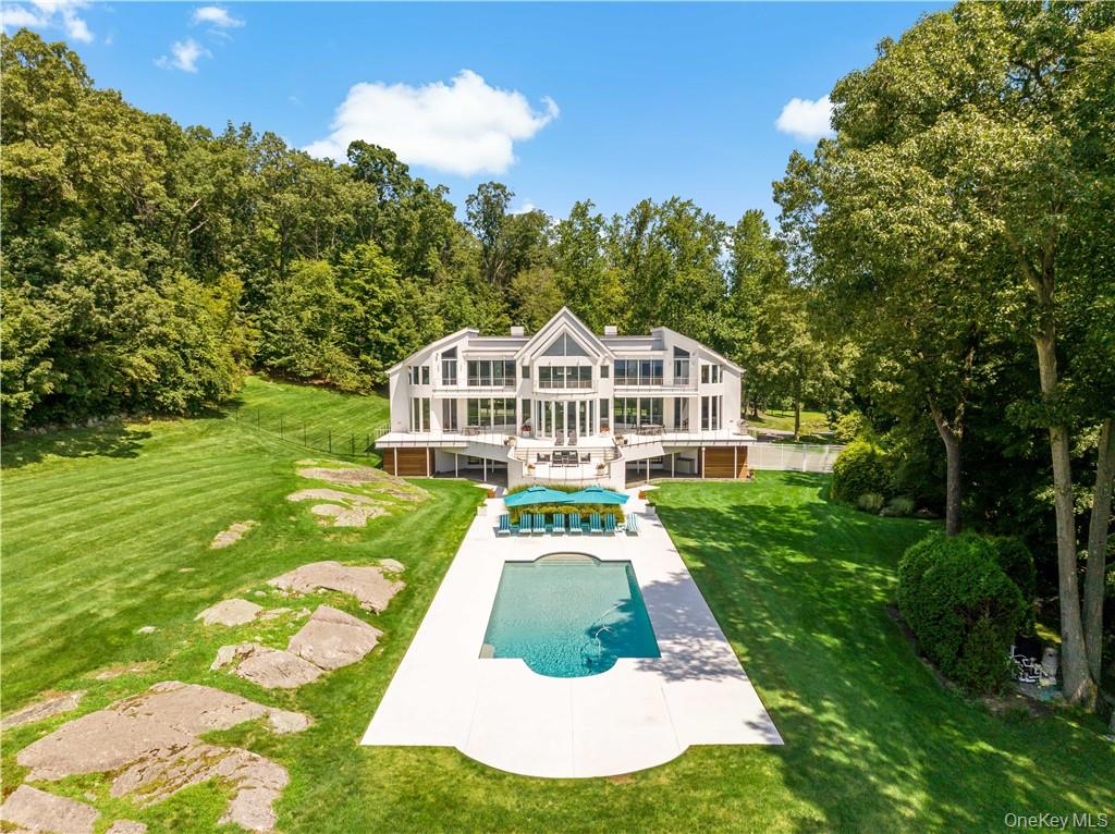 Croton-on-Hudson, New York, 10520, United States, 5 Bedrooms Bedrooms, ,8 BathroomsBathrooms,Residential,For Sale,1778646