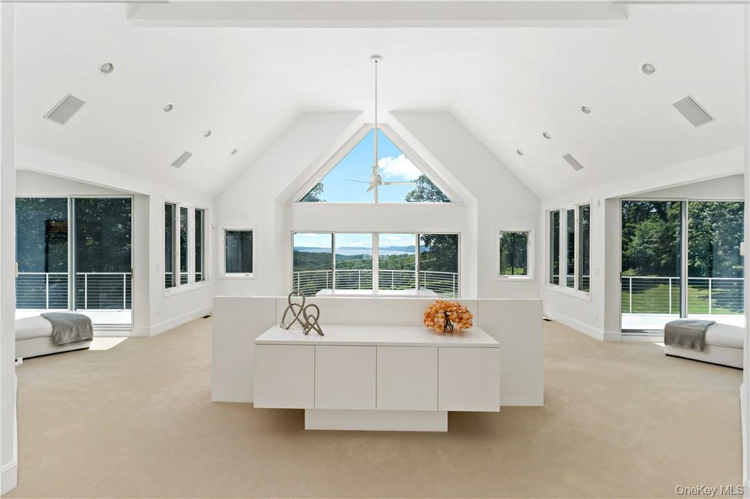 Croton-on-Hudson, New York, 10520, United States, 5 Bedrooms Bedrooms, ,8 BathroomsBathrooms,Residential,For Sale,1778646