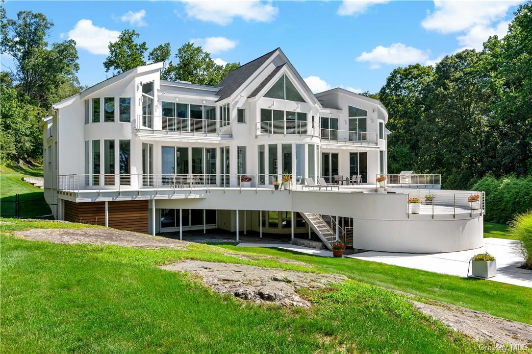 Croton-on-Hudson, New York, 10520, United States, 5 Bedrooms Bedrooms, ,8 BathroomsBathrooms,Residential,For Sale,1778646