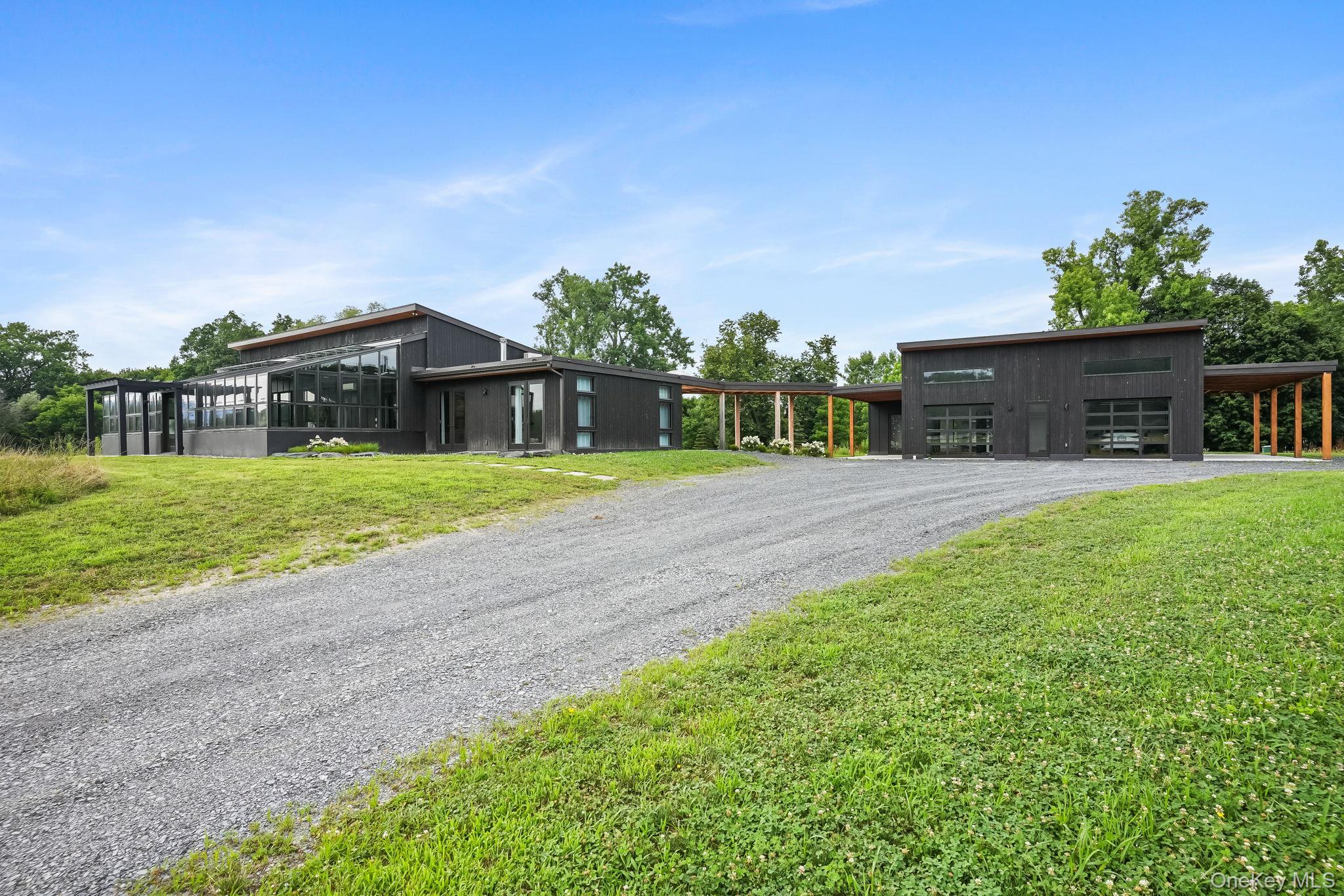 Pine Plains, New York, 12567, United States, 4 Bedrooms Bedrooms, ,4 BathroomsBathrooms,Residential,For Sale,1987277