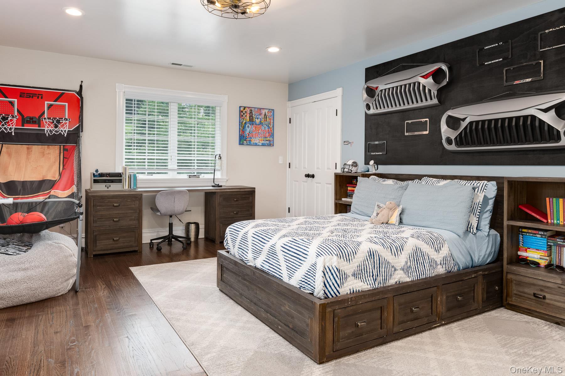 Armonk, New York, 10504, United States, 5 Bedrooms Bedrooms, ,5.5 BathroomsBathrooms,Residential,For Sale,1907943