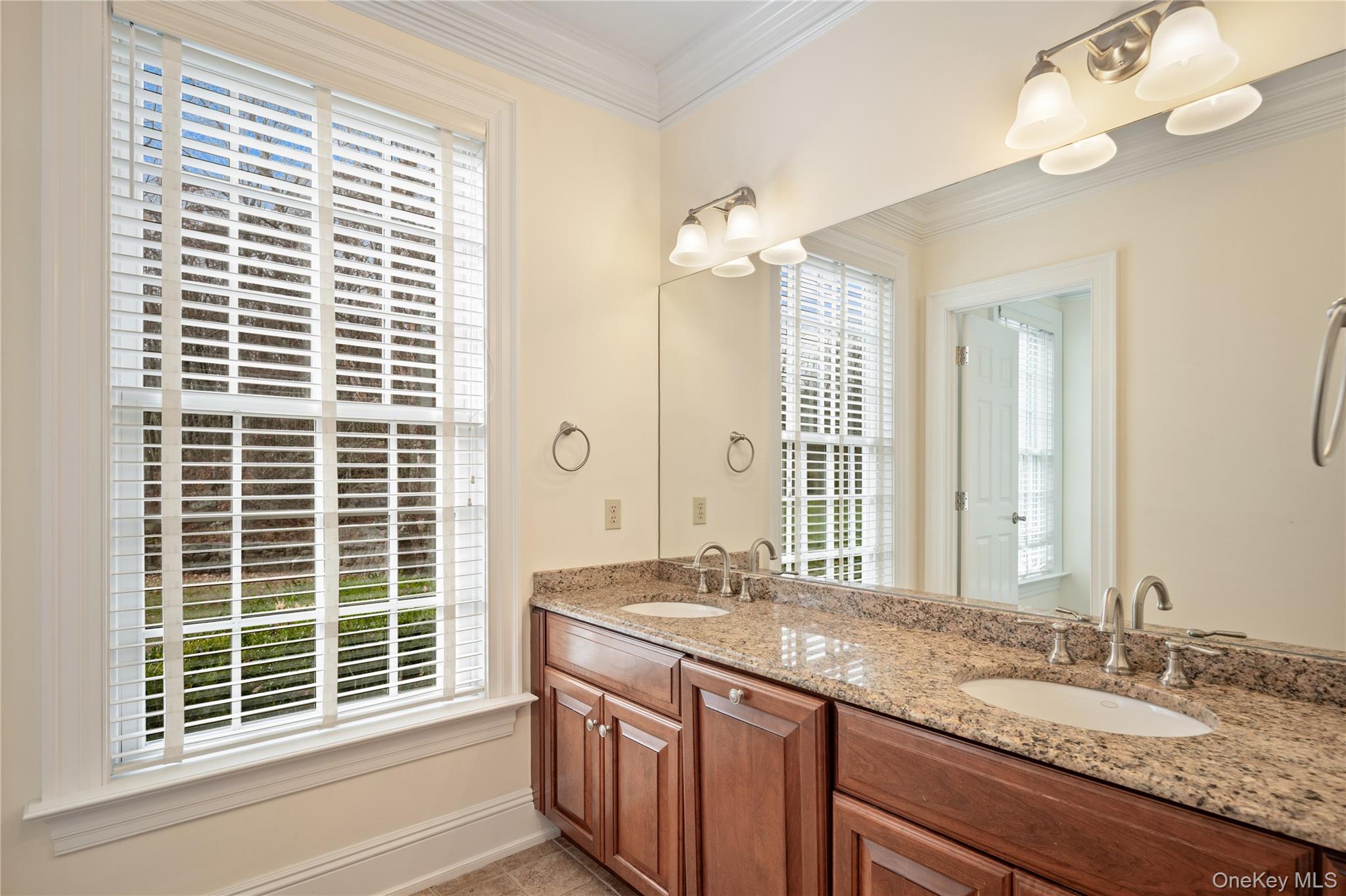 Pound Ridge, New York, 10576, United States, 6 Bedrooms Bedrooms, ,7.5 BathroomsBathrooms,Residential,For Sale,1993978