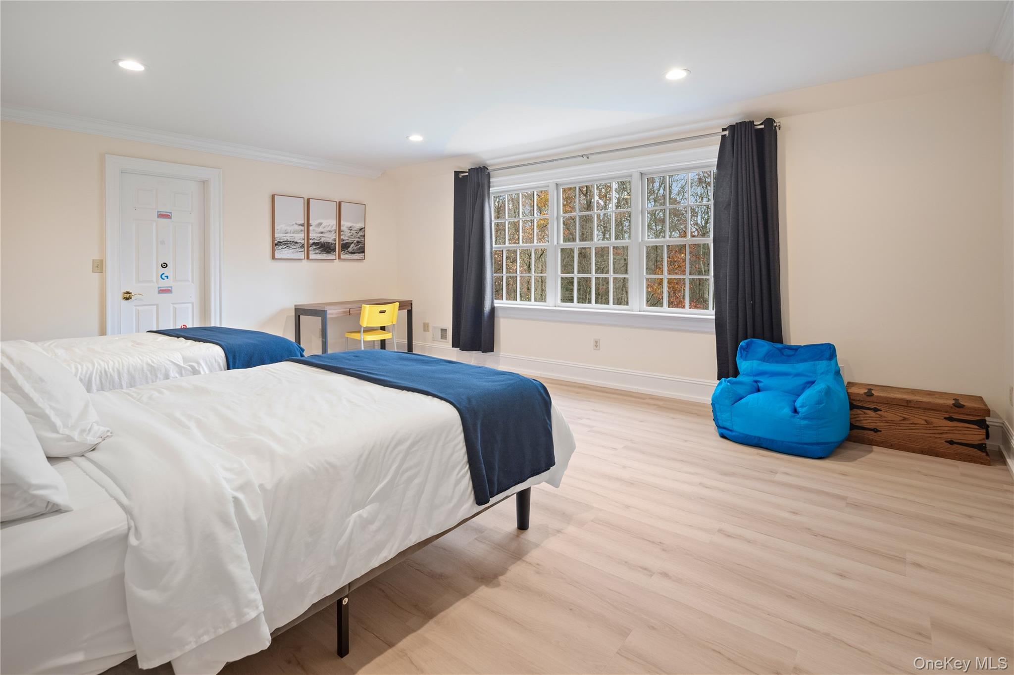 Pound Ridge, New York, 10576, United States, 6 Bedrooms Bedrooms, ,7.5 BathroomsBathrooms,Residential,For Sale,1993978