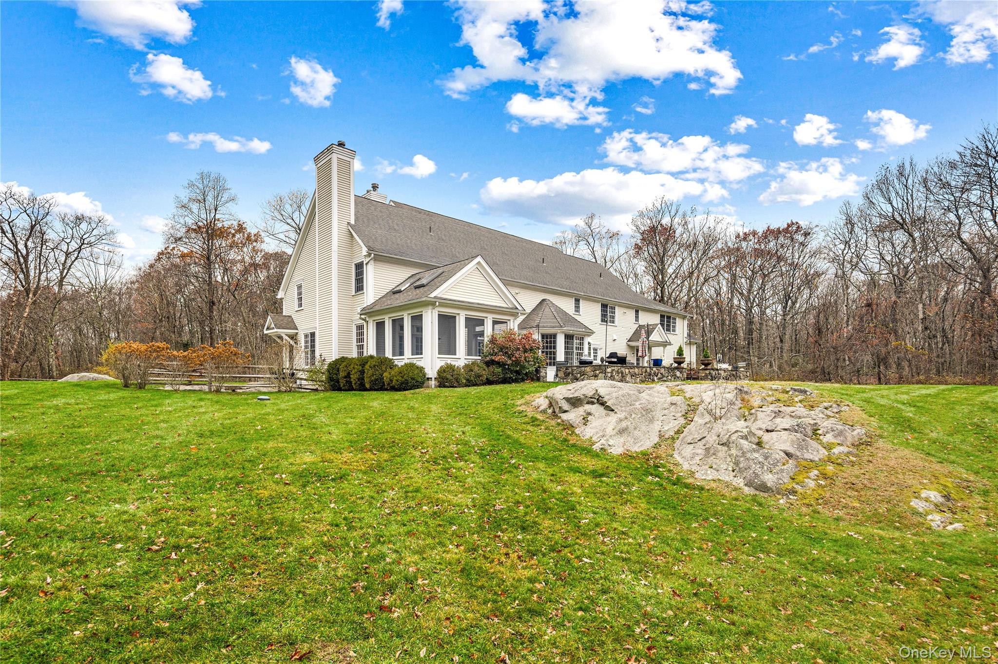 Pound Ridge, New York, 10576, United States, 6 Bedrooms Bedrooms, ,7.5 BathroomsBathrooms,Residential,For Sale,1993978