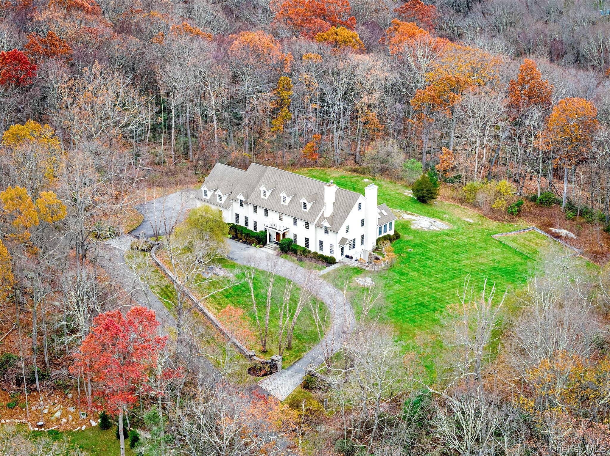 Pound Ridge, New York, 10576, United States, 6 Bedrooms Bedrooms, ,7.5 BathroomsBathrooms,Residential,For Sale,1993978