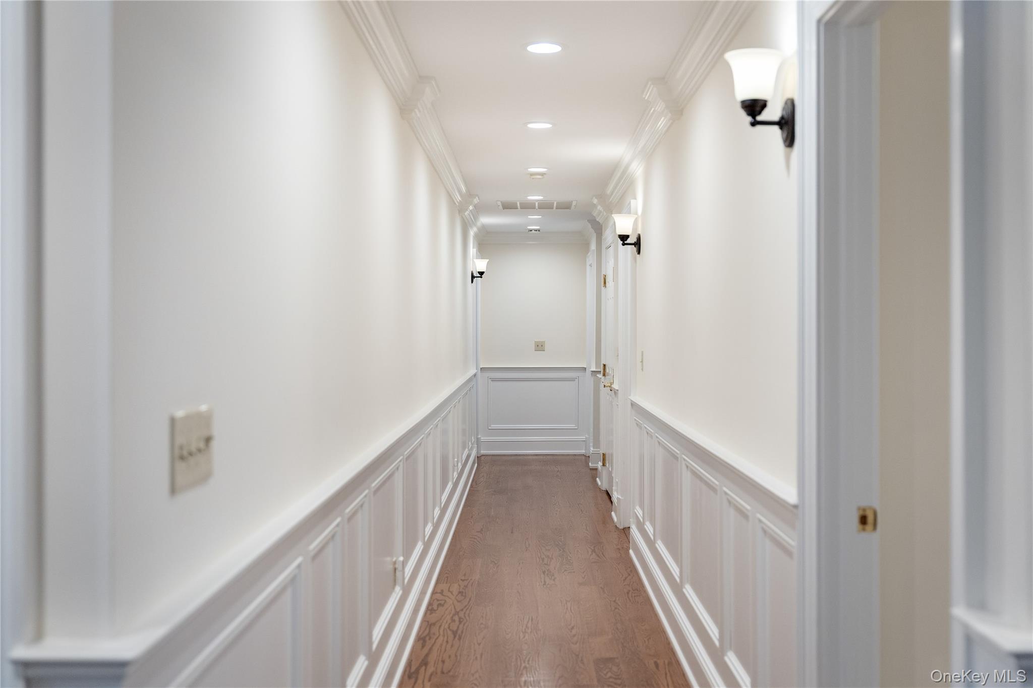 Pound Ridge, New York, 10576, United States, 6 Bedrooms Bedrooms, ,7.5 BathroomsBathrooms,Residential,For Sale,1993978